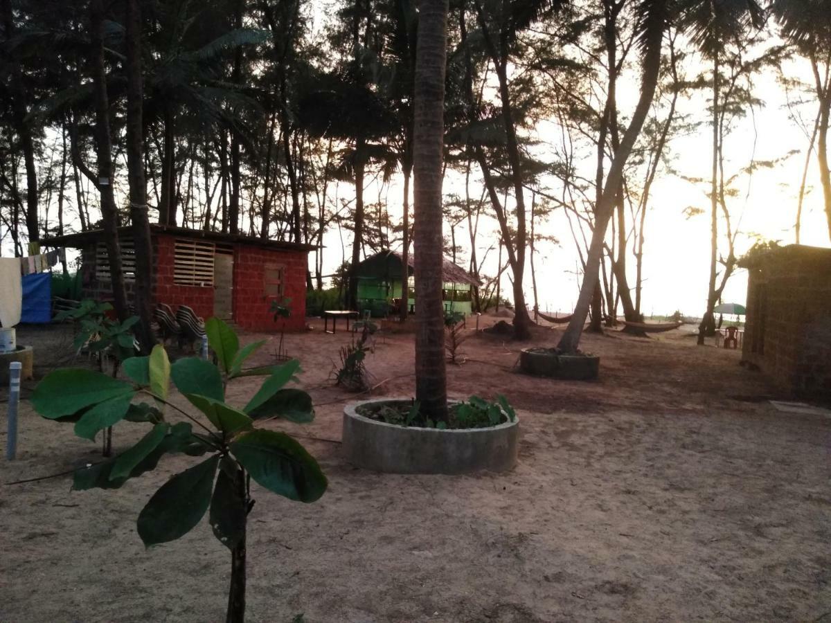 Palm Beach Resort Kumta Kültér fotó